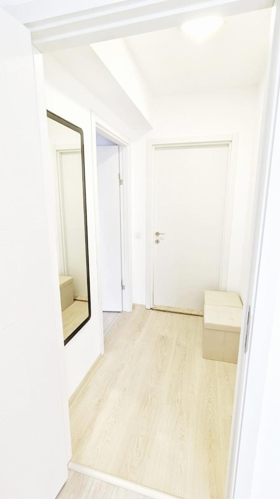 Airport Apartment 70 Squared Meters Otopeni Exterior foto